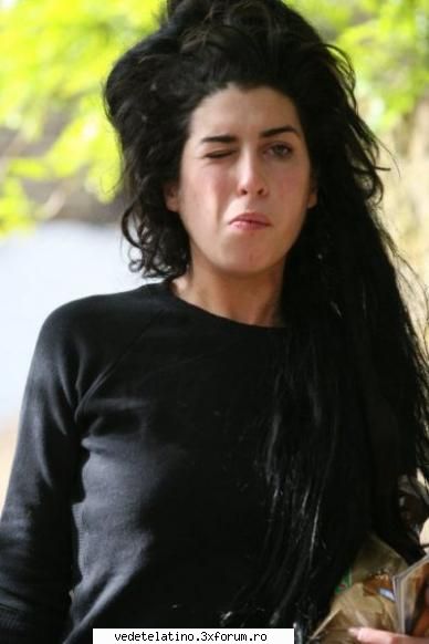 vedete nemachiate amy winehouse