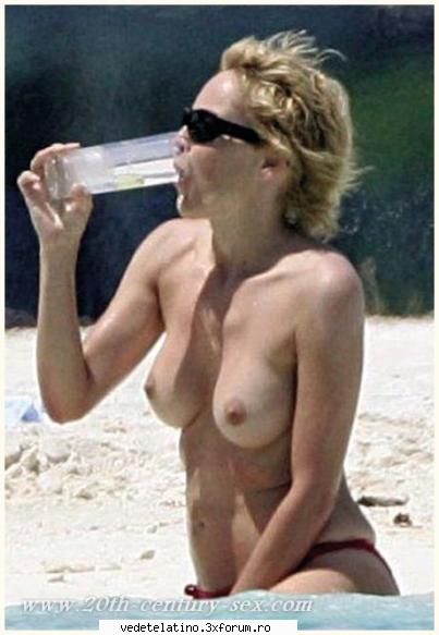 vedete ipostaze deocheate sharon poate uite scena sharone stone, din basic instinct, cand isi