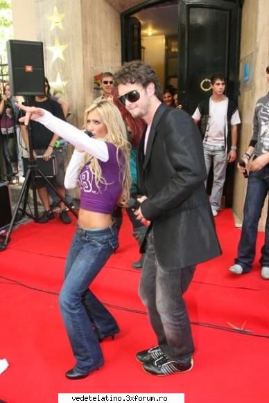anahi chris