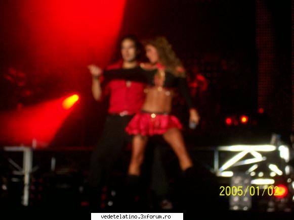 anahi poncho