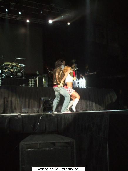 anahi poncho