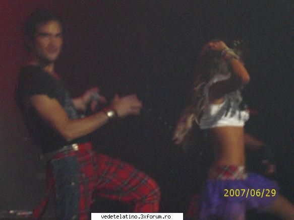 anahi poncho