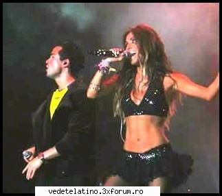 anahi poncho