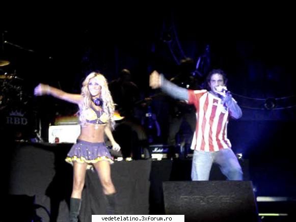 anahi poncho