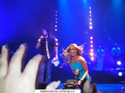 anahi poncho