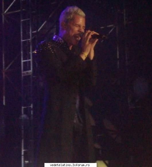 chris