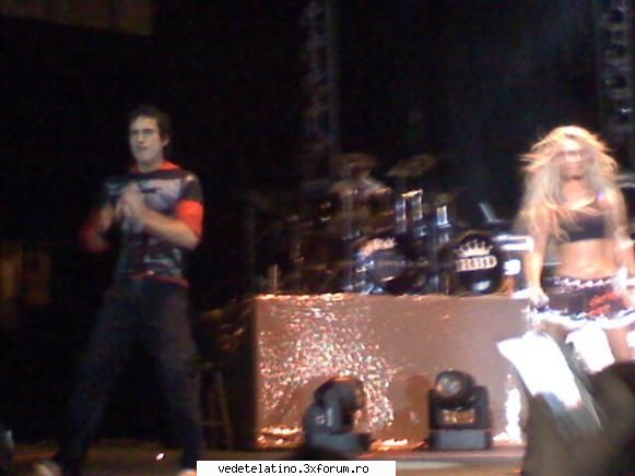 anahi poncho