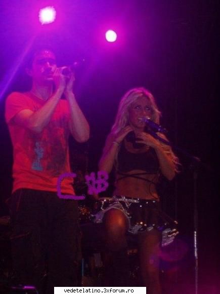 anahi poncho