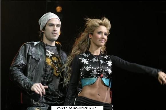 anahi poncho