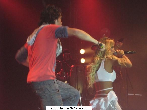 anahi poncho