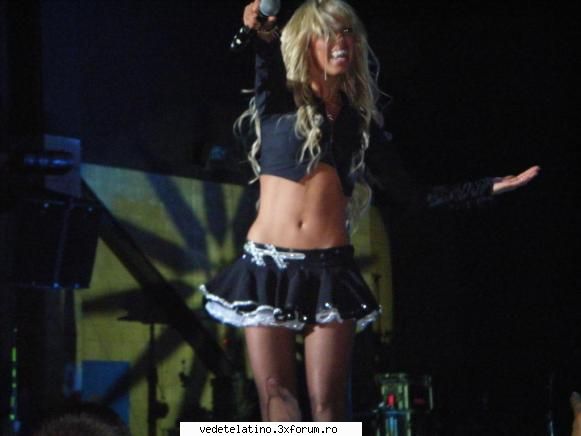 =) anahi