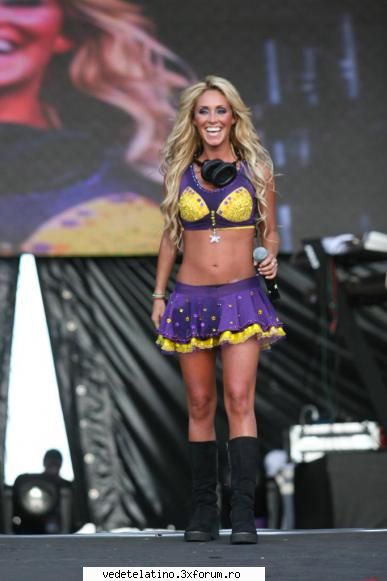 anahi - alexa_ale2000 - RBD