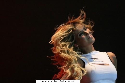 anahi - alexa_ale2000 - RBD