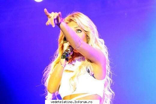anahi - alexa_ale2000 - RBD